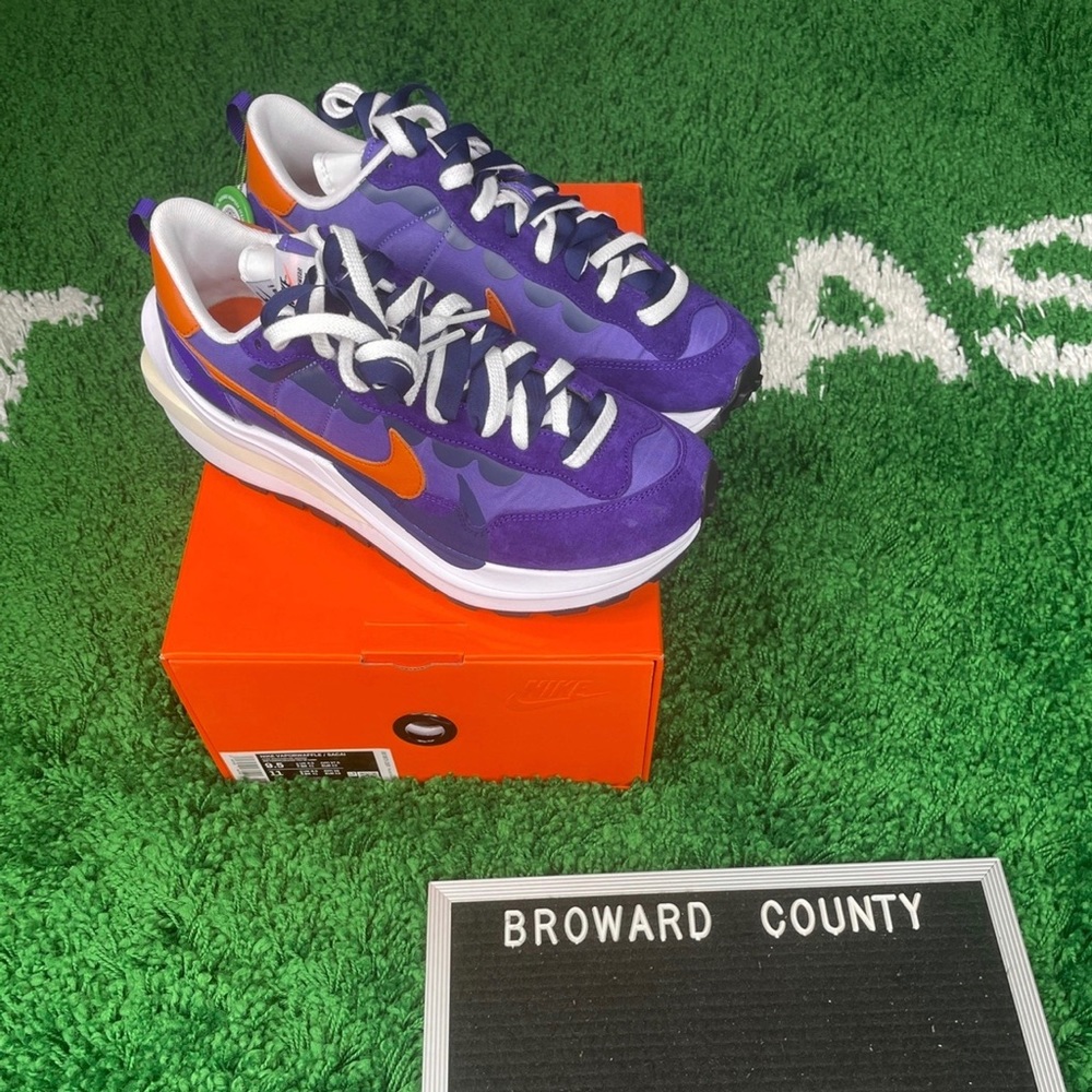 Nike Vaporwaffle Sacai Dark Iris